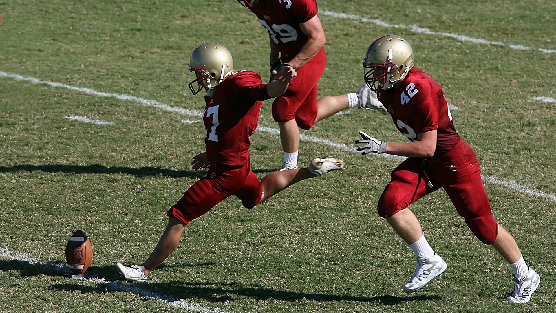九游-“青少年足球文化交流深入基层，丰富多彩的体育盛事”，开展青少年足球训练的意义
