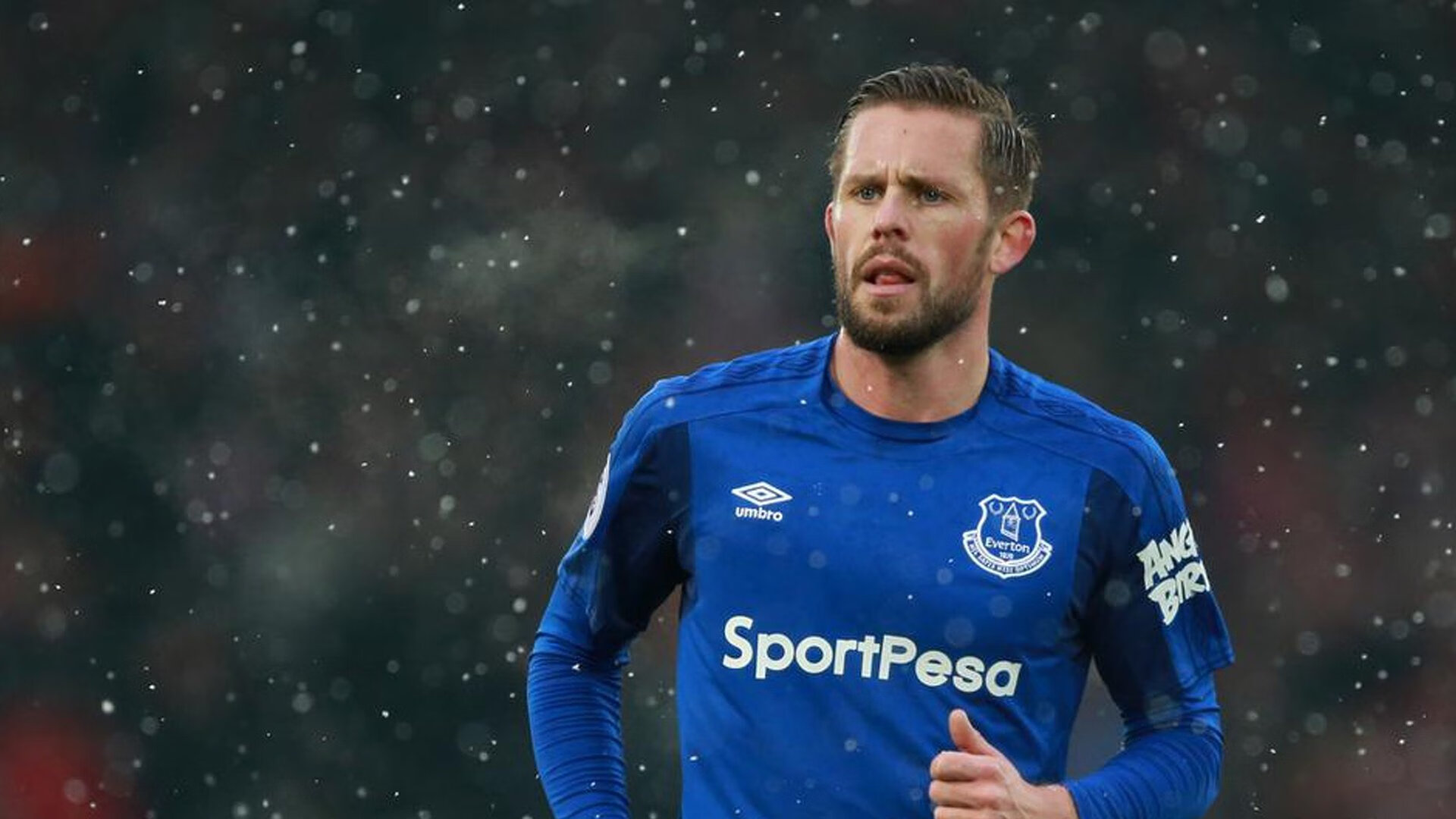 JIU YOU GAME-后腰定位清晰，稳定调度中场，后腰球员怎么建立中场优势